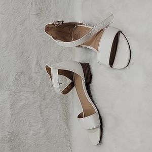 Wonder Nation White Little & Big Girl Casual Ankle Strap Heeled Sandal Size 1